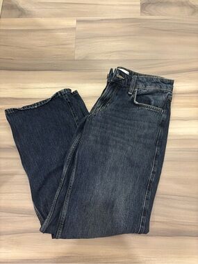 Hollister Low-Rise Baggy Jeans